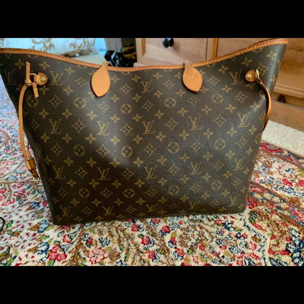Genuine Louis Vuitton Neverfull GM